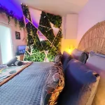 Evasion Tropicale - Artiste Bali & Jacuzzi 