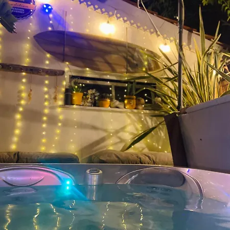 Evasion Tropicale - D'artiste Avec Jacuzzi Prive Dans Un Jardin Exotique * Mérignac