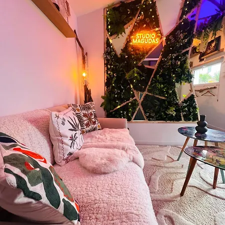 évasion Tropicale - Artiste Bali&jacuzzi Pour Le Avec Baignoire Habitación en casa particular